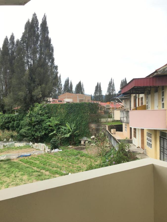 Villa Bukit Indah بيراستاغي المظهر الخارجي الصورة