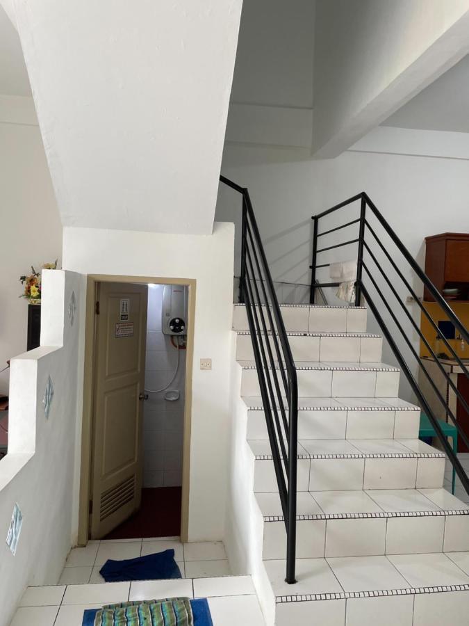 Villa Bukit Indah بيراستاغي المظهر الخارجي الصورة